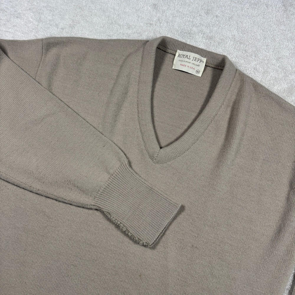 Royal Jeff Sweater Mens M Tan V-Neck Pullover Vintage Orlon Acrylic Made in USA